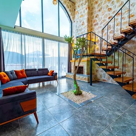 Vila Artemis Ozel Havuzlu Ve Jakuzili Kaş